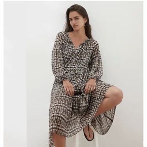 NWT Banana Republic Swing Tiered Dress